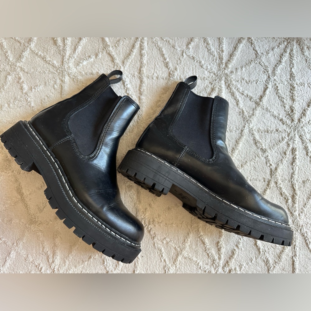 Circus by Sam Edelman Women's Effie Ankle Chelsea Boot Black size 10 - Picture 6 of 7